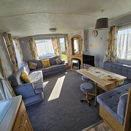 The Hive On The Chase Ingoldmells Villa Skegness Bagian luar foto